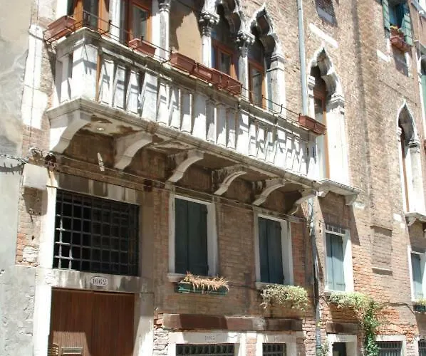 Residenza Ofelia Velence